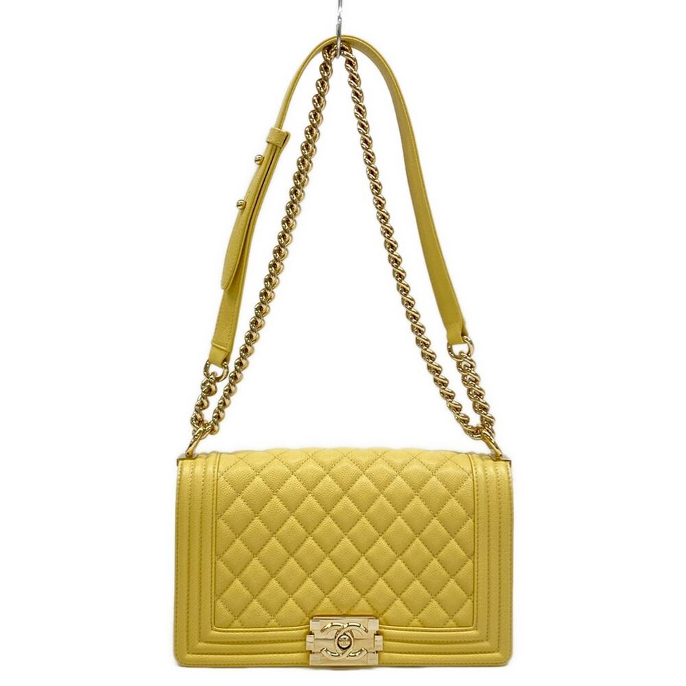 Chanel Boy Chanel / Matelasse Shoulder Bag A67086